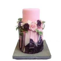 Фотогалерея свадебных тортов в фиолетовом цвете от компании grandcakes