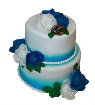 Торт с цветами двухъярусный бело-синий с кольцами