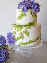Торт с цветами гортензии