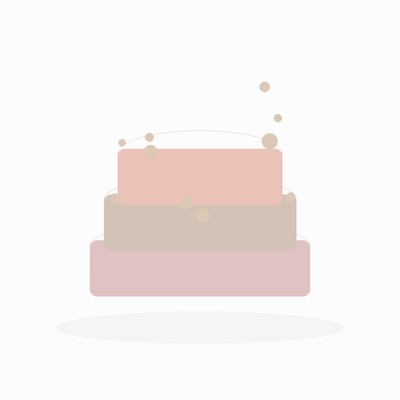 Торт нежный детские торты в виде платья для девочки с шоколадным drip и золотом