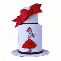 Торт с красным бантом для юной леди