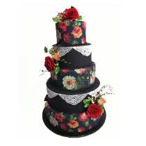 Торт Черный с кружевом и розами