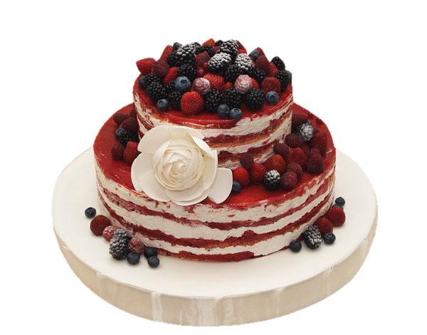 Торт двухъярусный красный бархат с ягодами