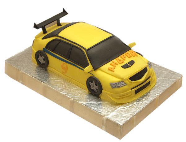 Торт желтое гоночное авто