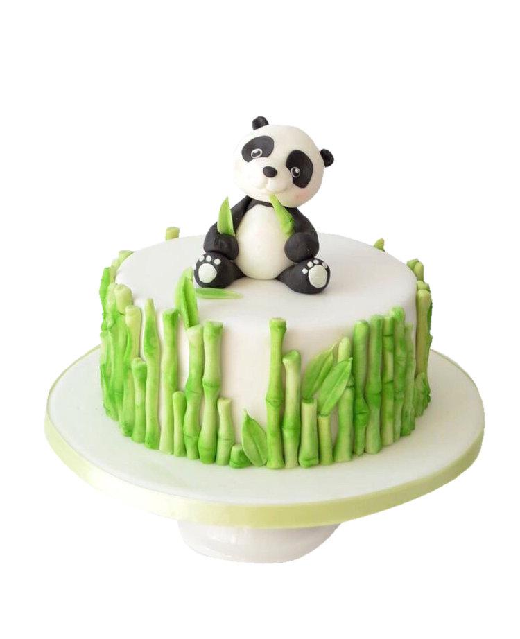 Торт панда с бамбуком