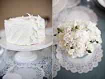 Торт с цветами флокса белый