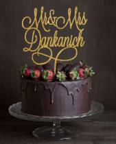 Торт с цветами и Mr. and Mrs шоколадный