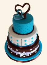 Торт с цветами бело-голубой с шоколадом