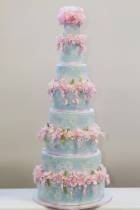 Торт с цветами голубой с белым кружевом